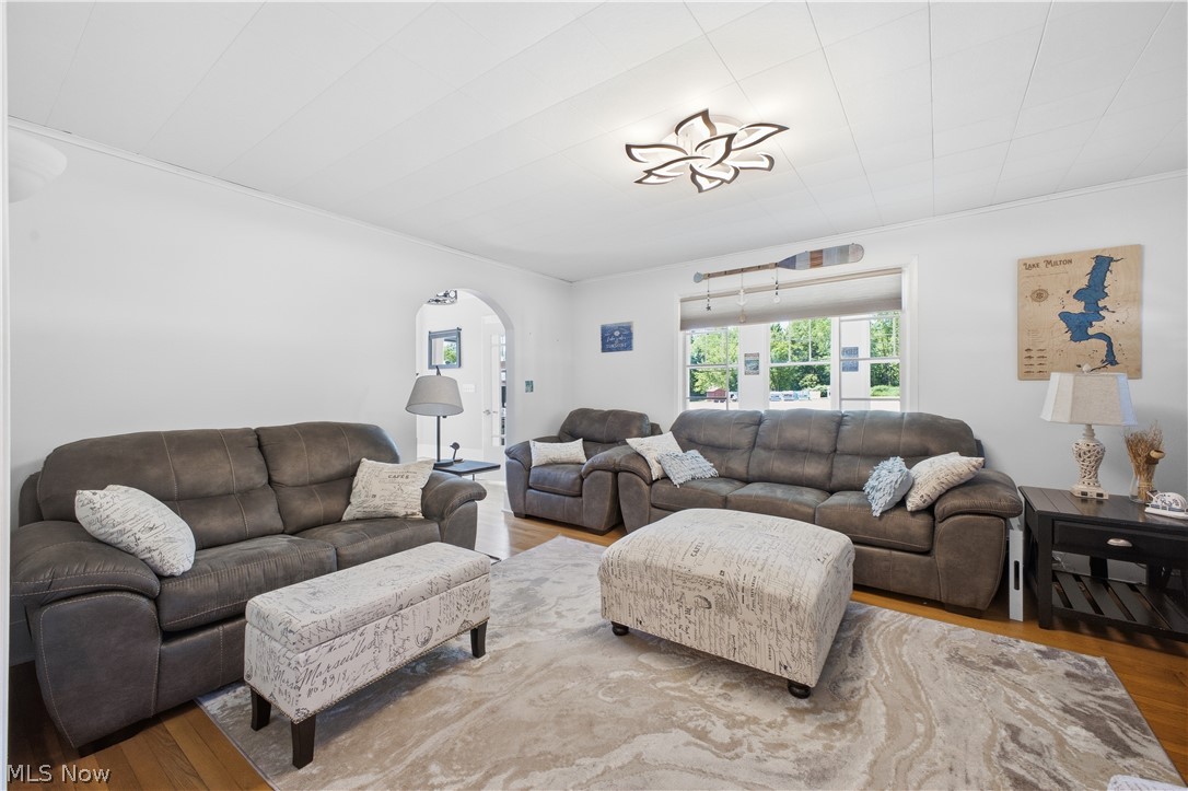 17500 Lundys Lane Lake Milton OH 44429