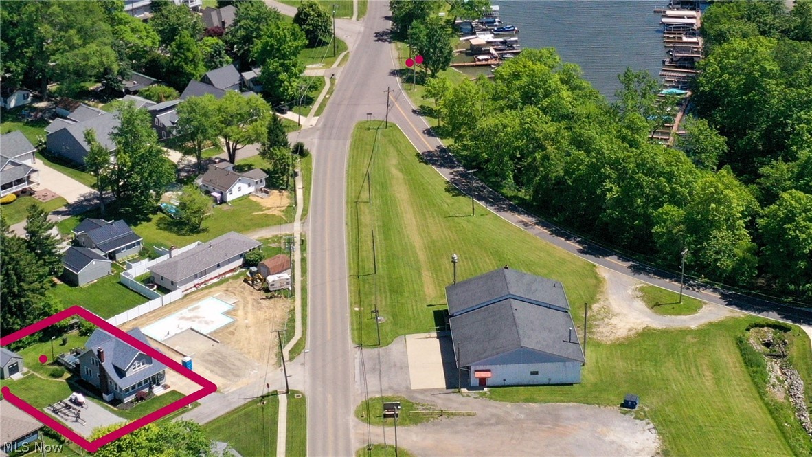 17500 Lundys Lane Lake Milton OH 44429