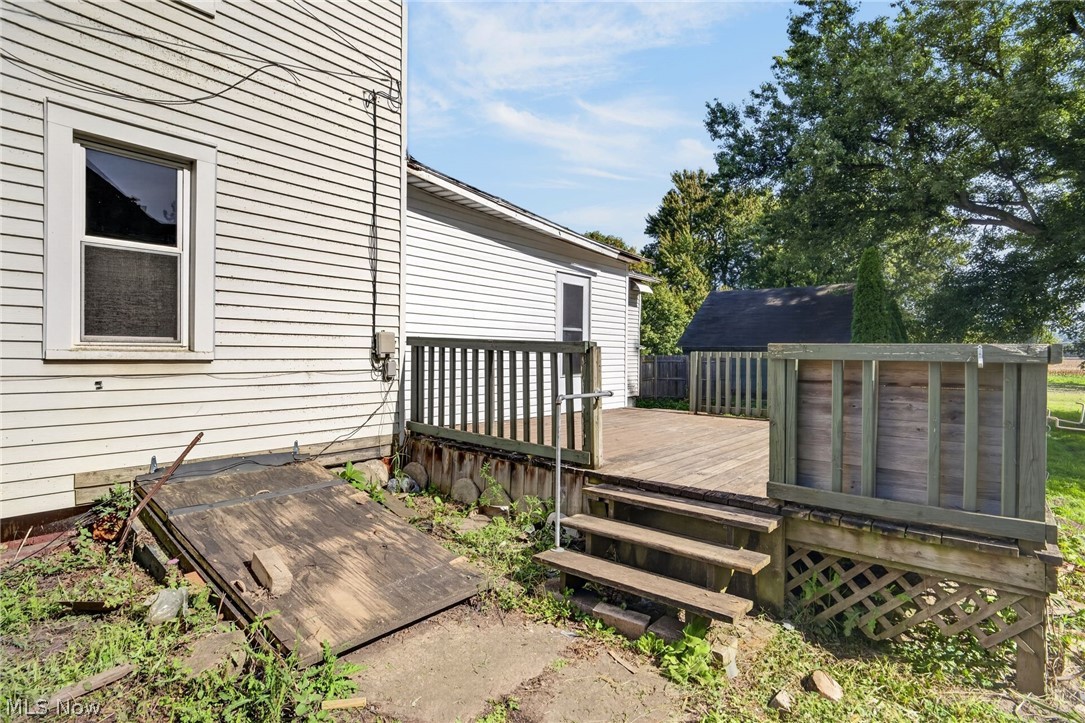 13699 Kauffman Avenue Sterling OH 44276
