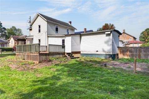 13699 Kauffman Avenue Sterling OH 44276