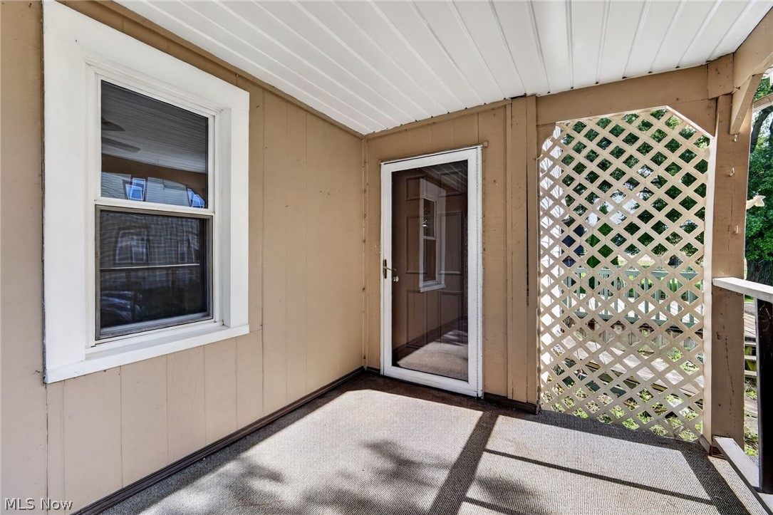 13699 Kauffman Avenue Sterling OH 44276