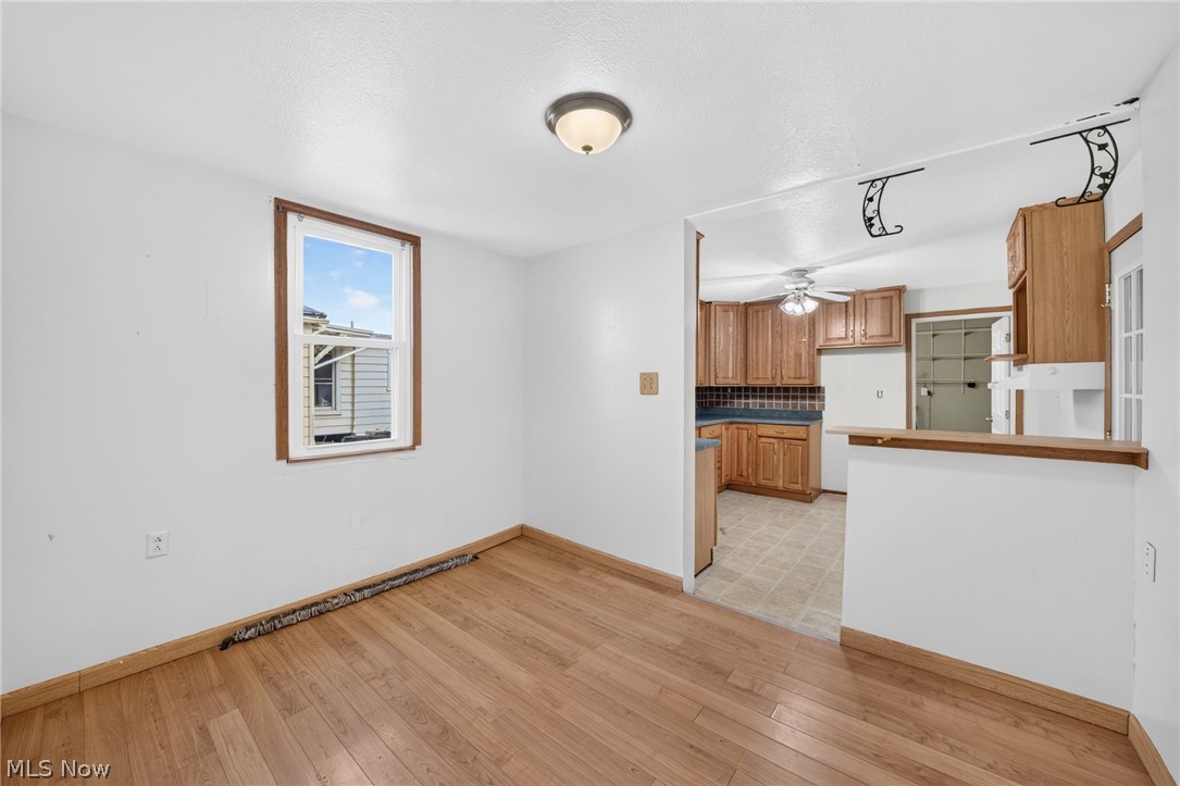13699 Kauffman Avenue Sterling OH 44276