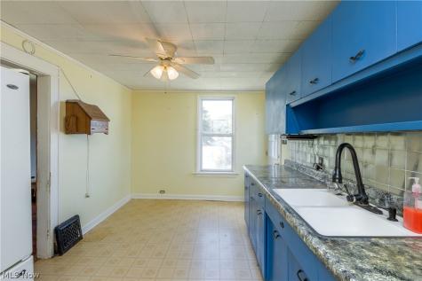 439 W Main Street Alliance OH 44601