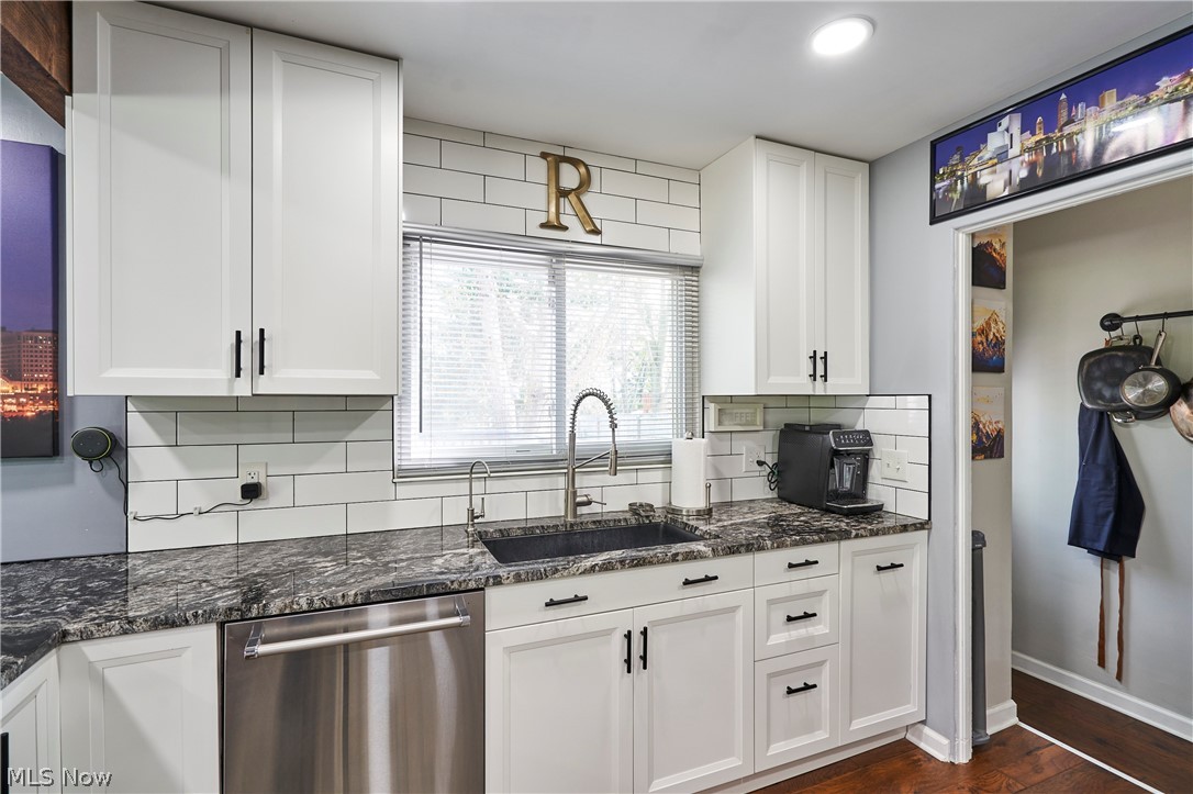 3418 Montrose Avenue Akron OH 44333