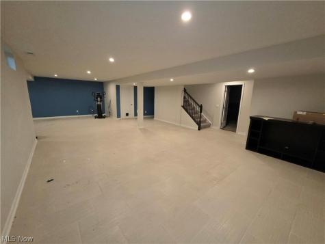 2760 Fairview Drive Avon OH 44011