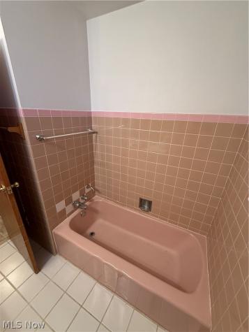 2174 Rockefeller Road Wickliffe OH 44092