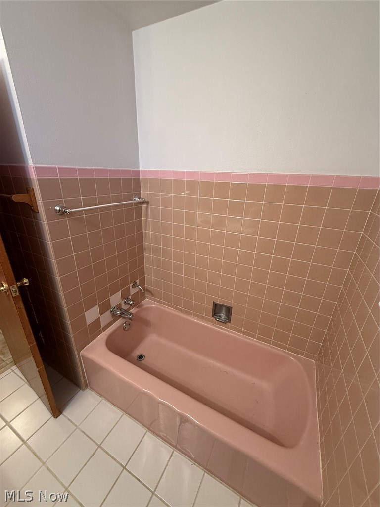 2174 Rockefeller Road Wickliffe OH 44092