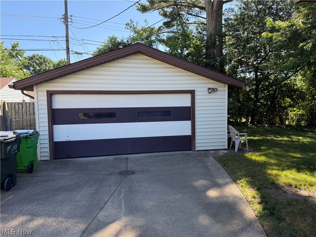 2174 Rockefeller Road Wickliffe OH 44092
