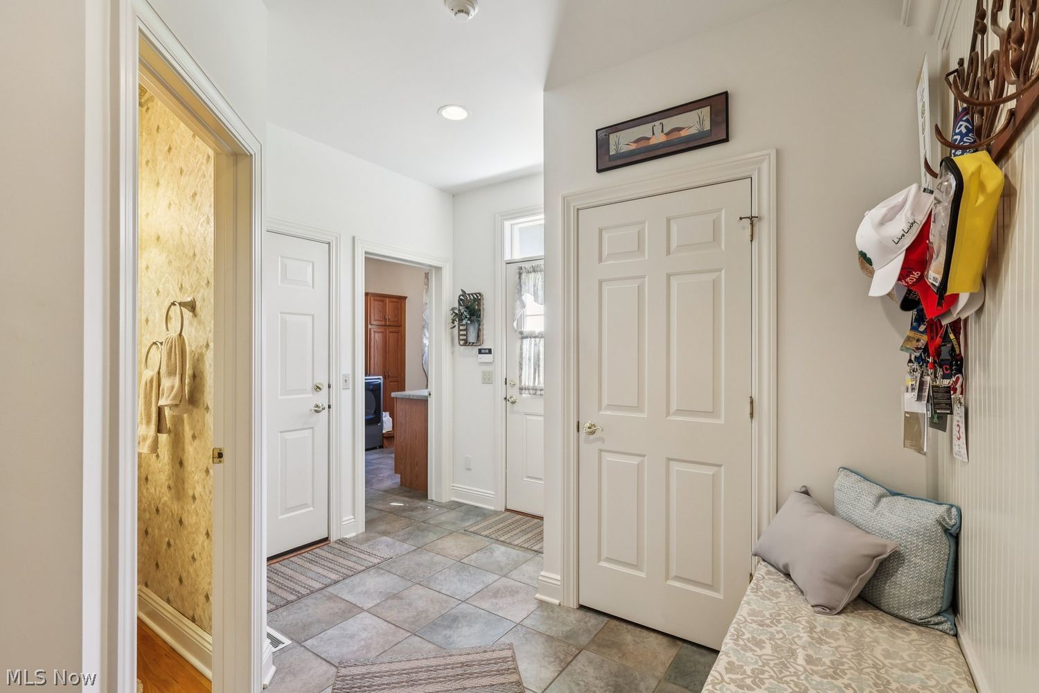 910 Cascades Drive Aurora OH 44202