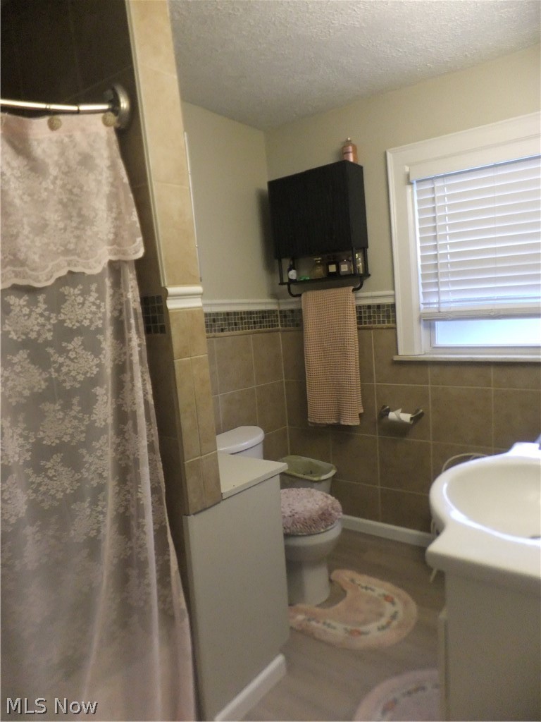 5906 Velma Avenue Parma OH 44129