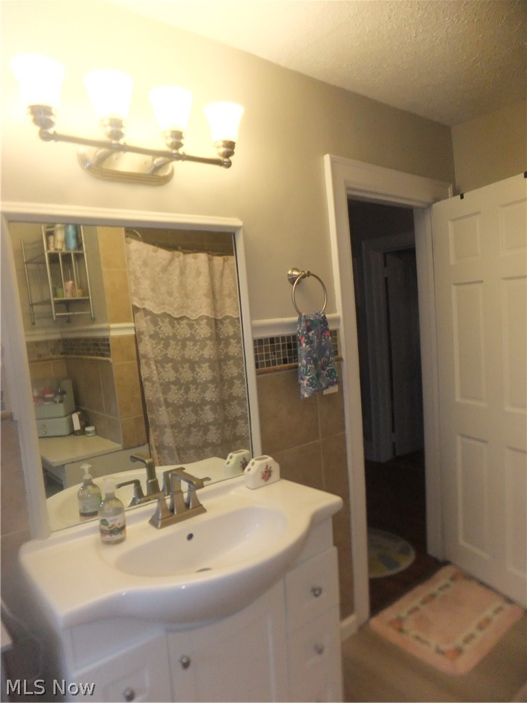 5906 Velma Avenue Parma OH 44129