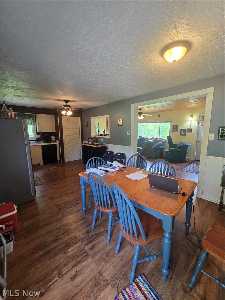 2065 W Buckhorn Drive Millersburg OH 44654