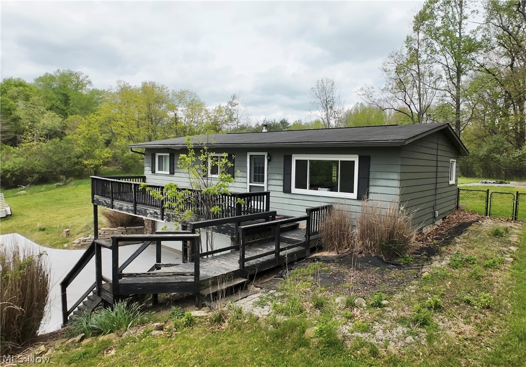 2065 W Buckhorn Drive Millersburg OH 44654