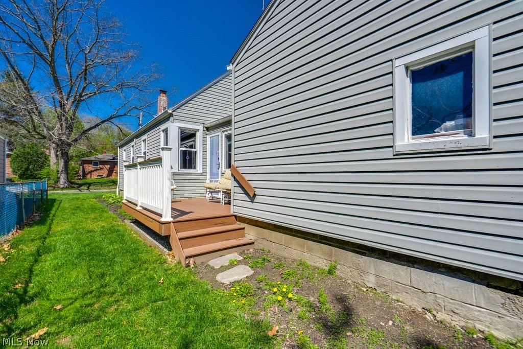 2048 Congo Street Akron OH 44305