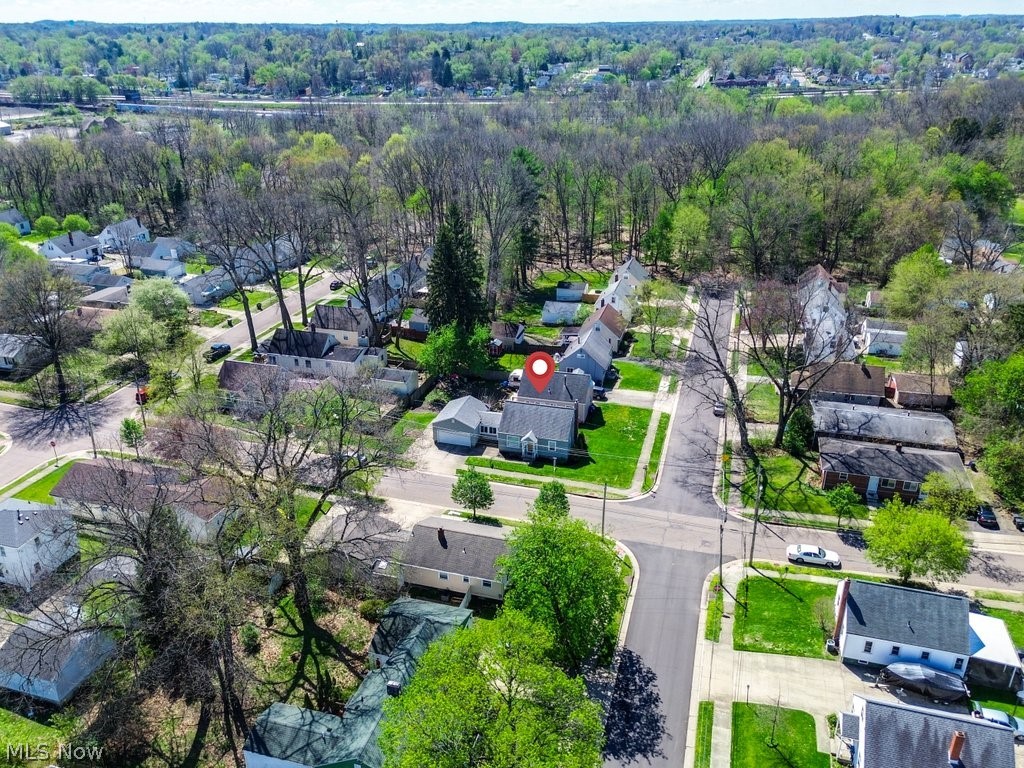 2048 Congo Street Akron OH 44305