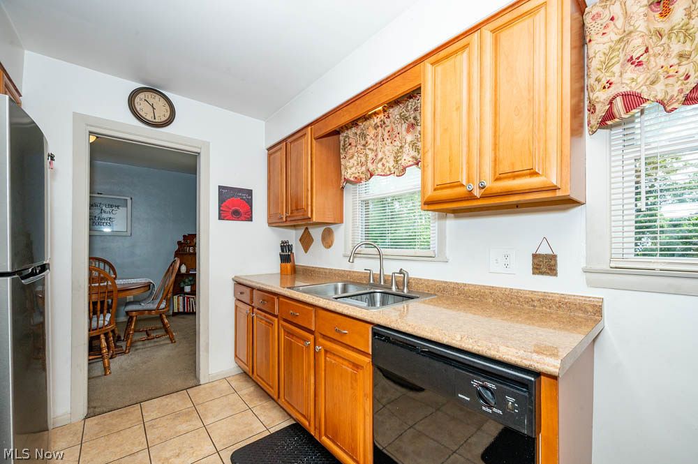 1827 S Meridian Road Youngstown OH 44511