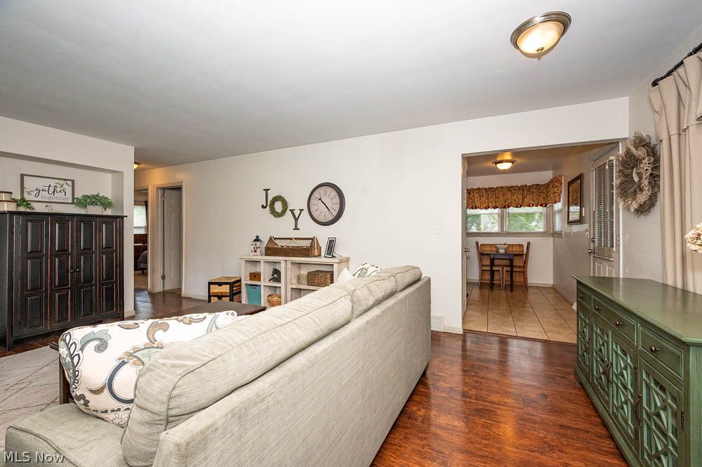 1827 S Meridian Road Youngstown OH 44511