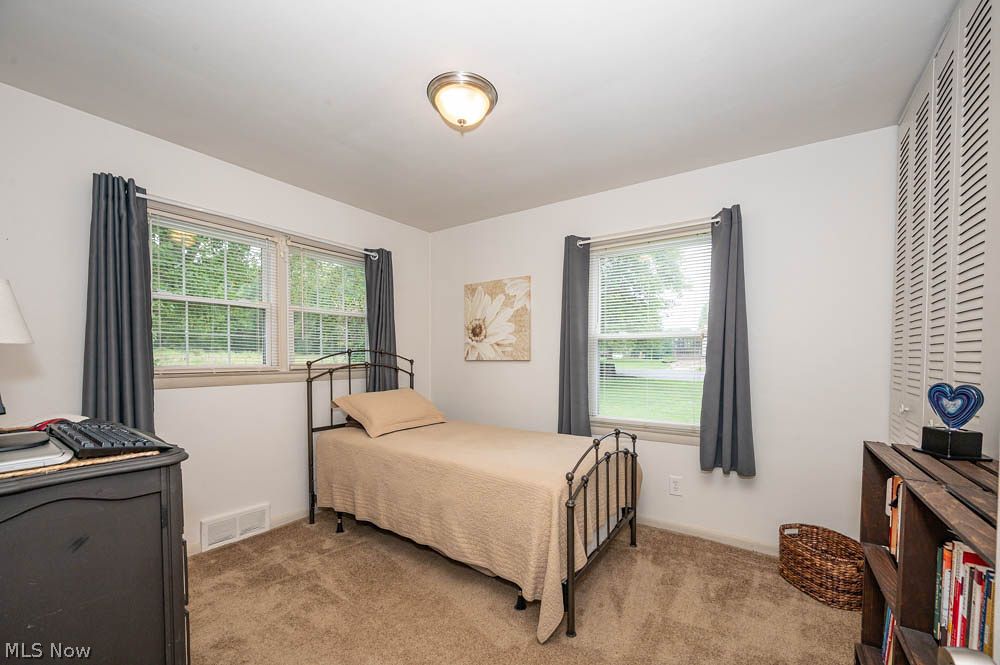 1827 S Meridian Road Youngstown OH 44511