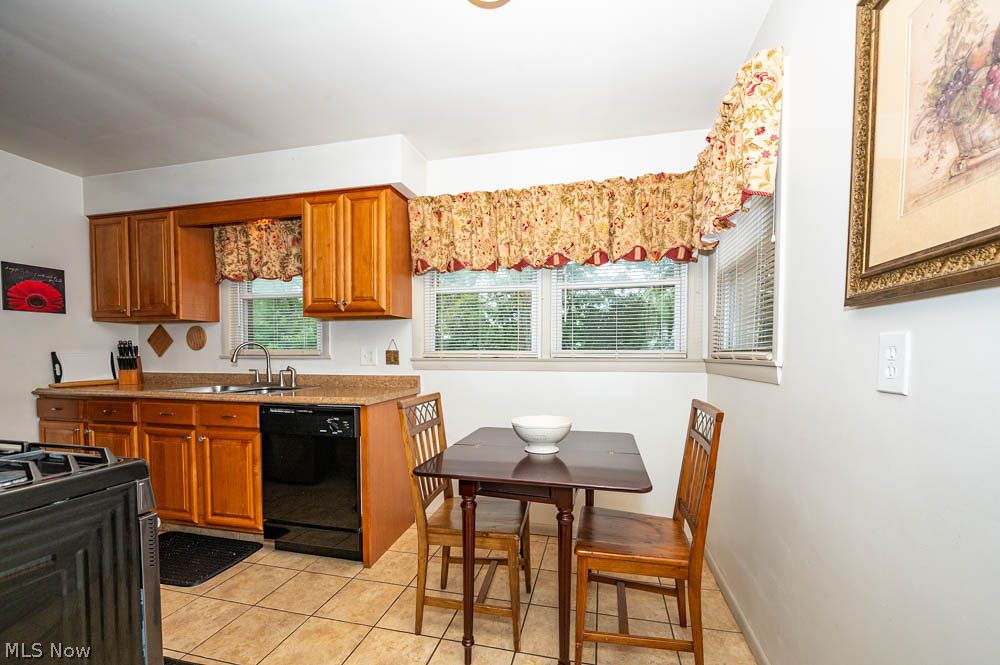 1827 S Meridian Road Youngstown OH 44511