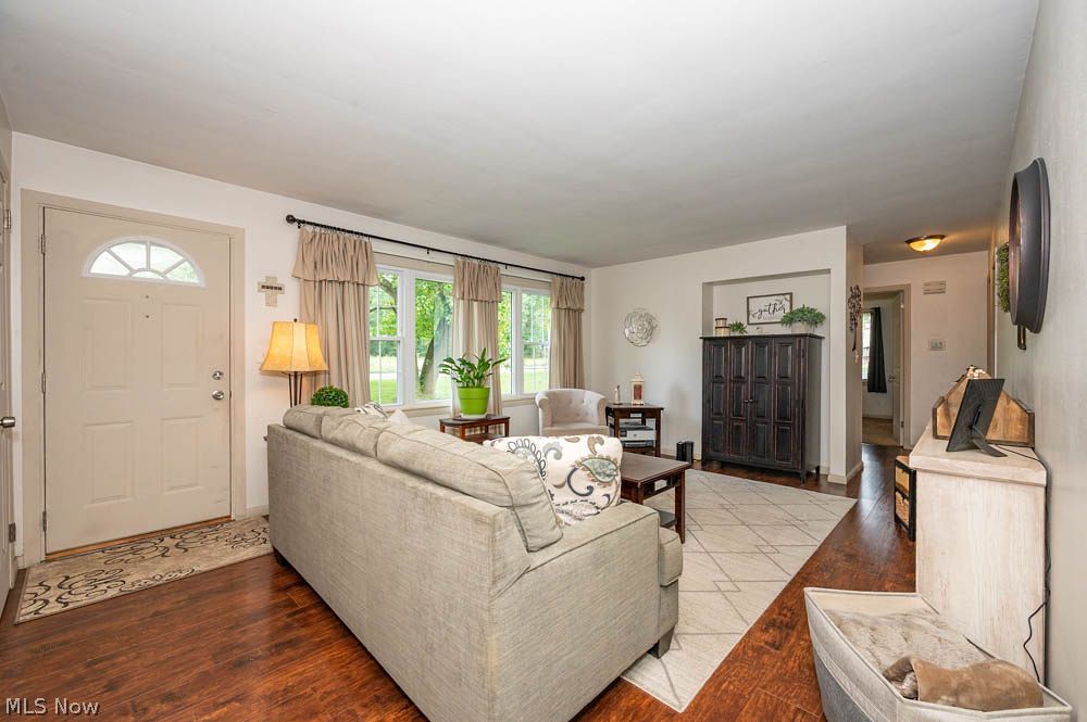 1827 S Meridian Road Youngstown OH 44511