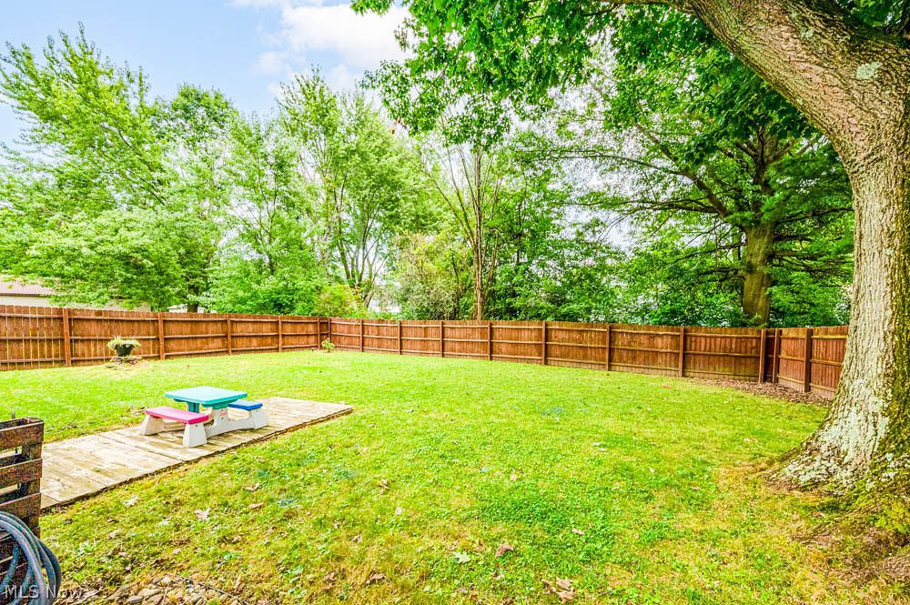 1827 S Meridian Road Youngstown OH 44511