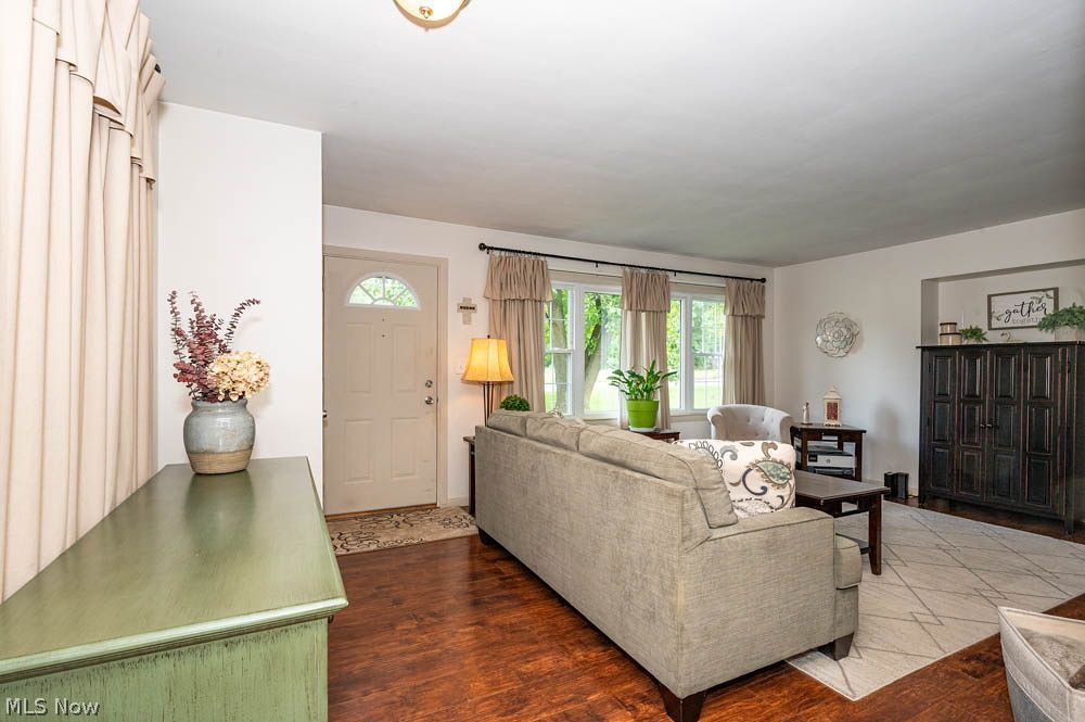 1827 S Meridian Road Youngstown OH 44511