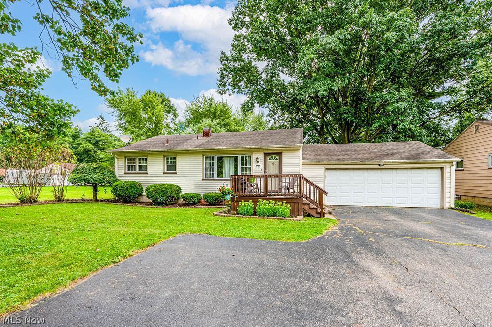 1827 S Meridian Road Youngstown OH 44511