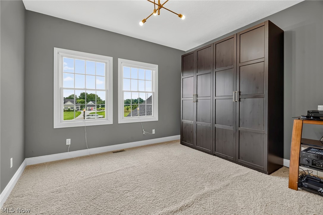 10276 Wolf Avenue NE Hartville OH 44632