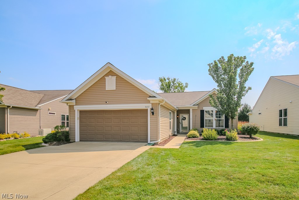 9237 Unionville Drive North Ridgeville OH 44039