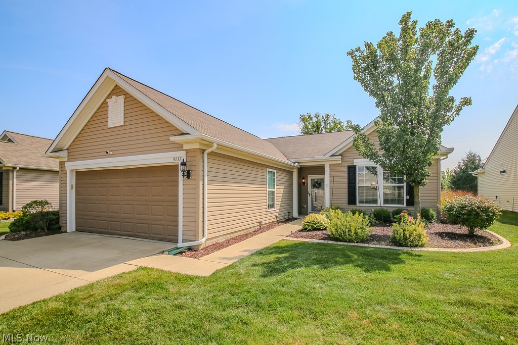 9237 Unionville Drive North Ridgeville OH 44039