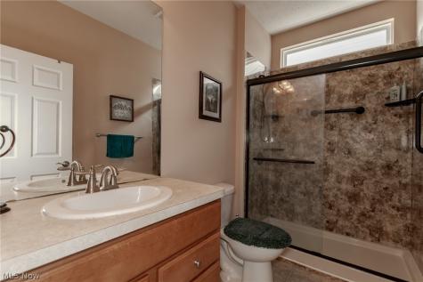 9237 Unionville Drive North Ridgeville OH 44039