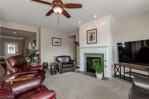 9237 Unionville Drive North Ridgeville OH 44039