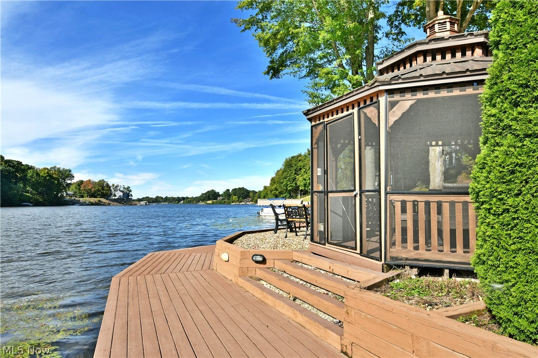 1460 Lake Vue Drive Roaming Shores OH 44085