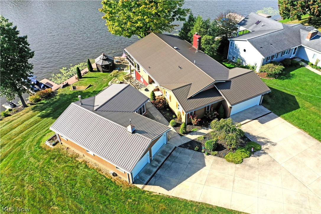 1460 Lake Vue Drive Roaming Shores OH 44085