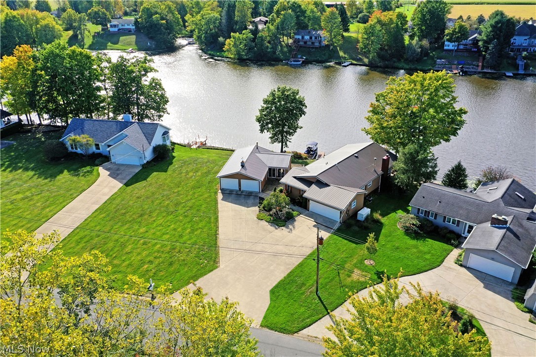 1460 Lake Vue Drive Roaming Shores OH 44085