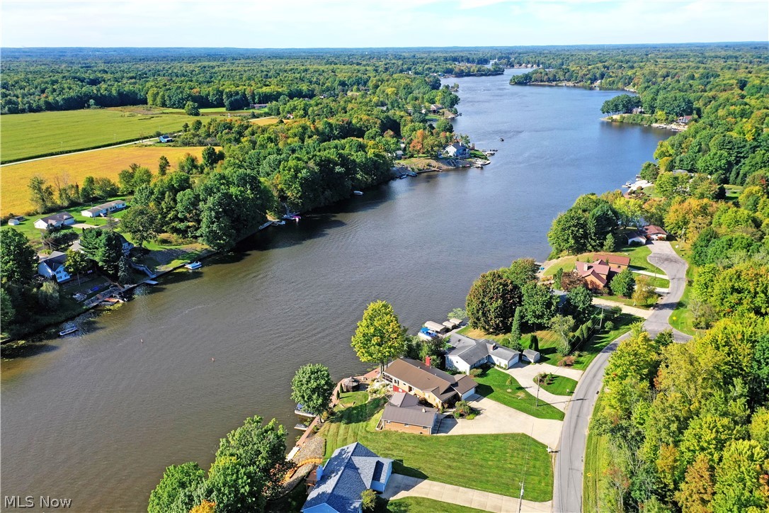 1460 Lake Vue Drive Roaming Shores OH 44085