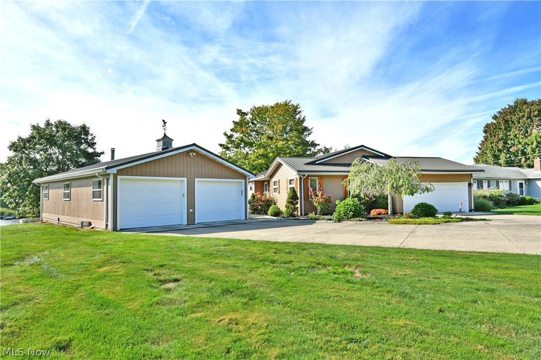 1460 Lake Vue Drive Roaming Shores OH 44085