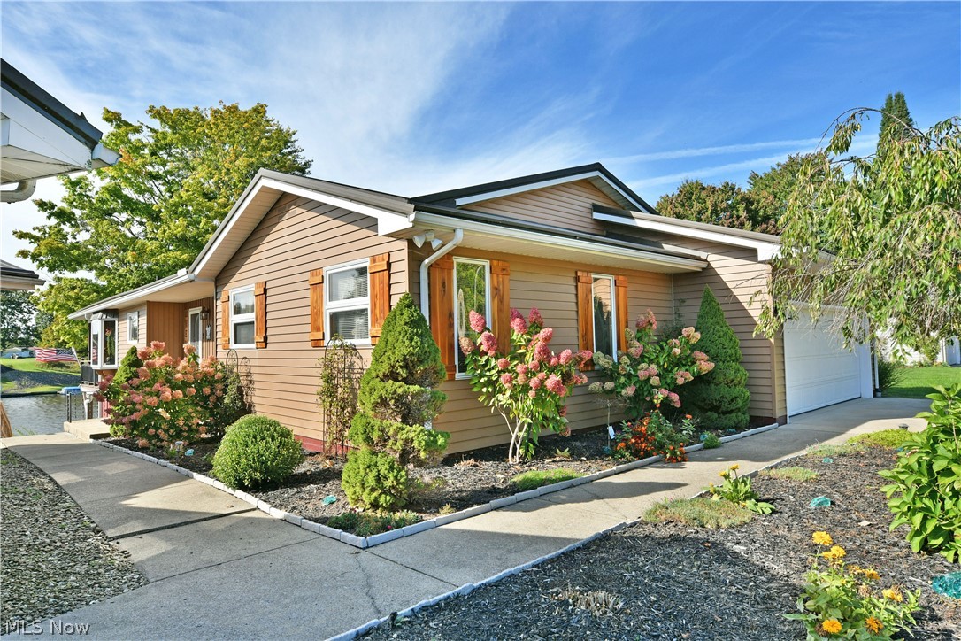 1460 Lake Vue Drive Roaming Shores OH 44085