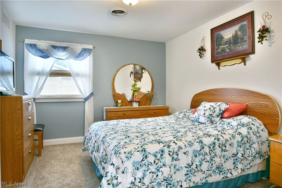 1460 Lake Vue Drive Roaming Shores OH 44085