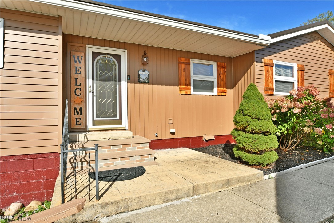 1460 Lake Vue Drive Roaming Shores OH 44085