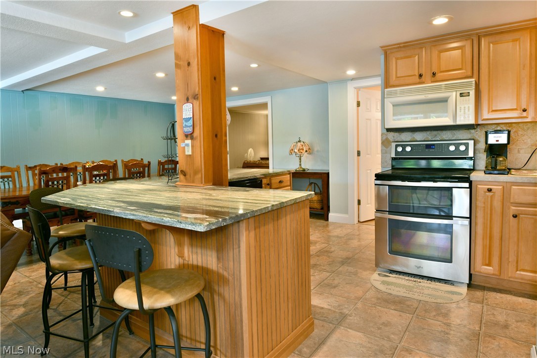 1460 Lake Vue Drive Roaming Shores OH 44085
