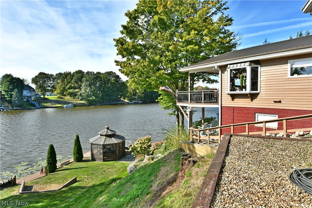 1460 Lake Vue Drive Roaming Shores OH 44085