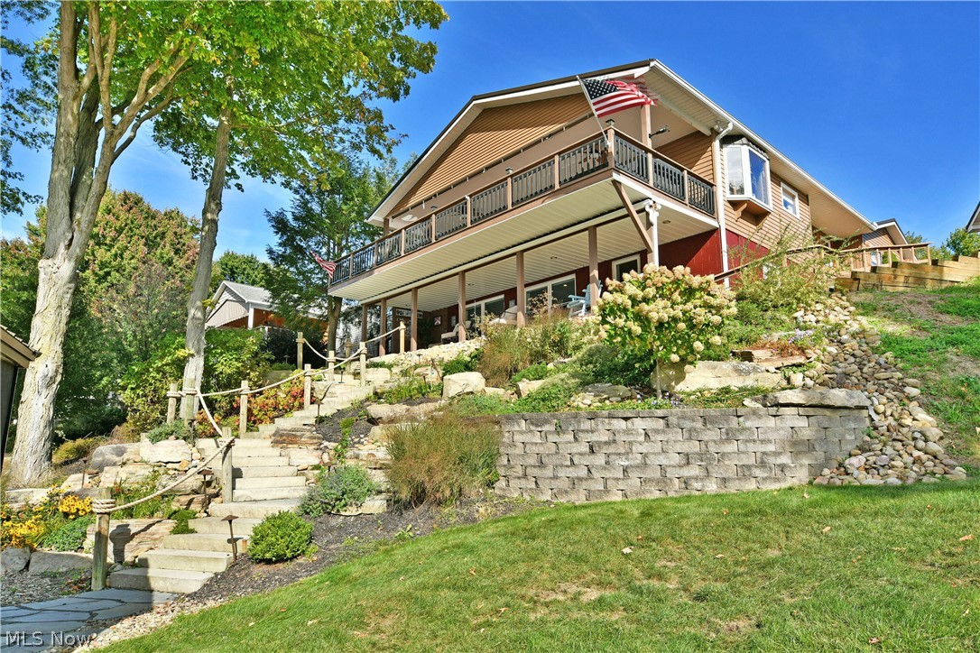 1460 Lake Vue Drive Roaming Shores OH 44085