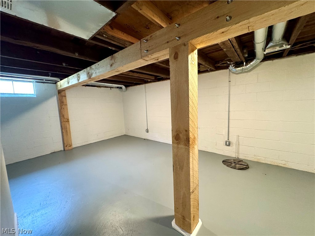 15758 County Road 271 Conesville OH 43811