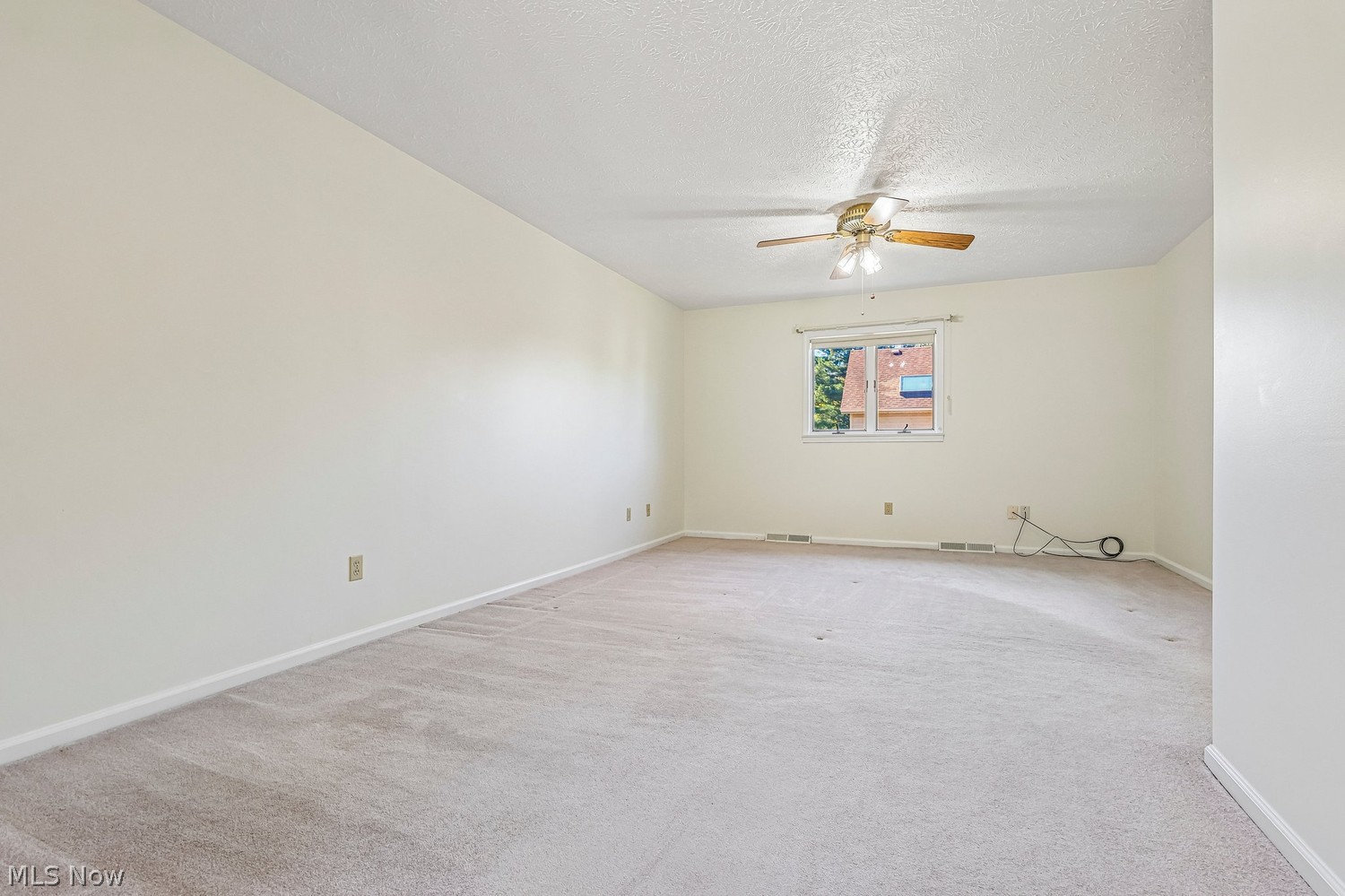 8876 Harris Drive North Ridgeville OH 44039