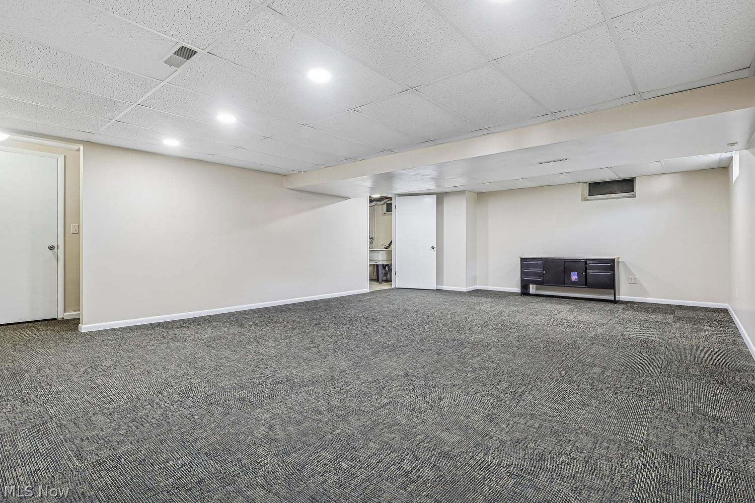 8876 Harris Drive North Ridgeville OH 44039