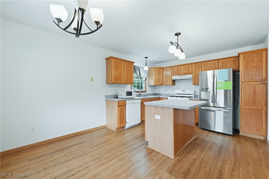 5613 Pierce Road NW Warren OH 44481