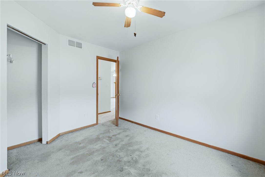 5613 Pierce Road NW Warren OH 44481
