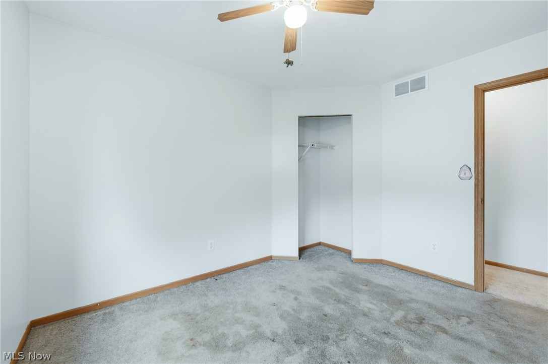 5613 Pierce Road NW Warren OH 44481