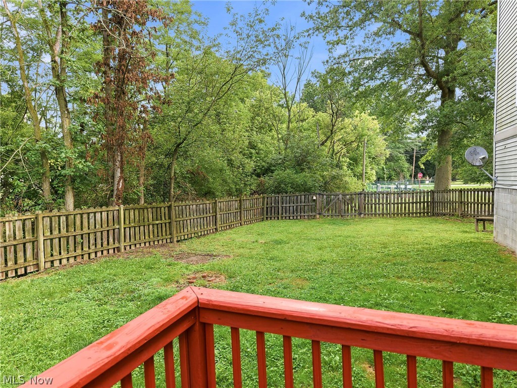 5613 Pierce Road NW Warren OH 44481